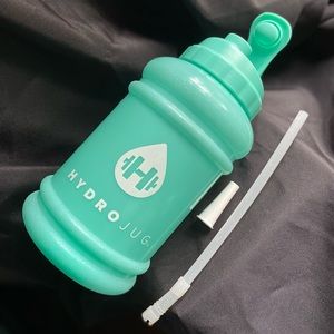 HydroJug with straw adapter